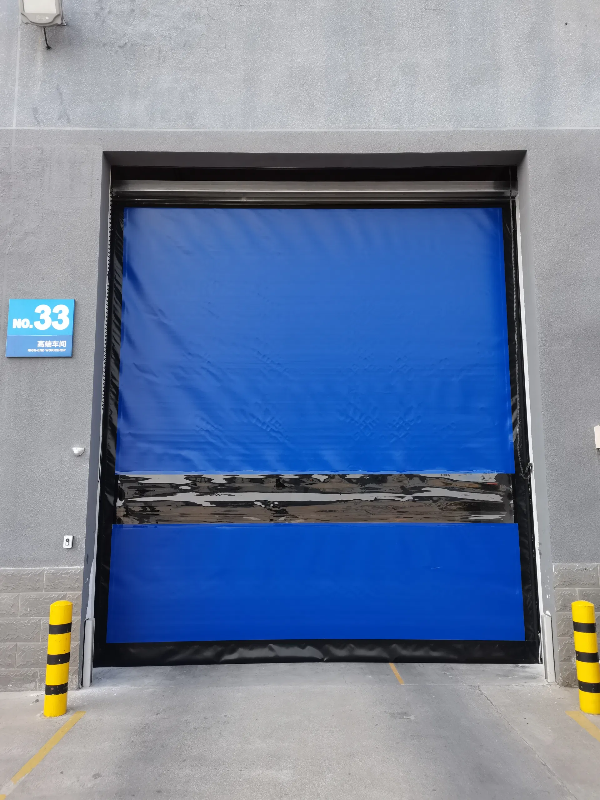 Airtight Self Recovery Door