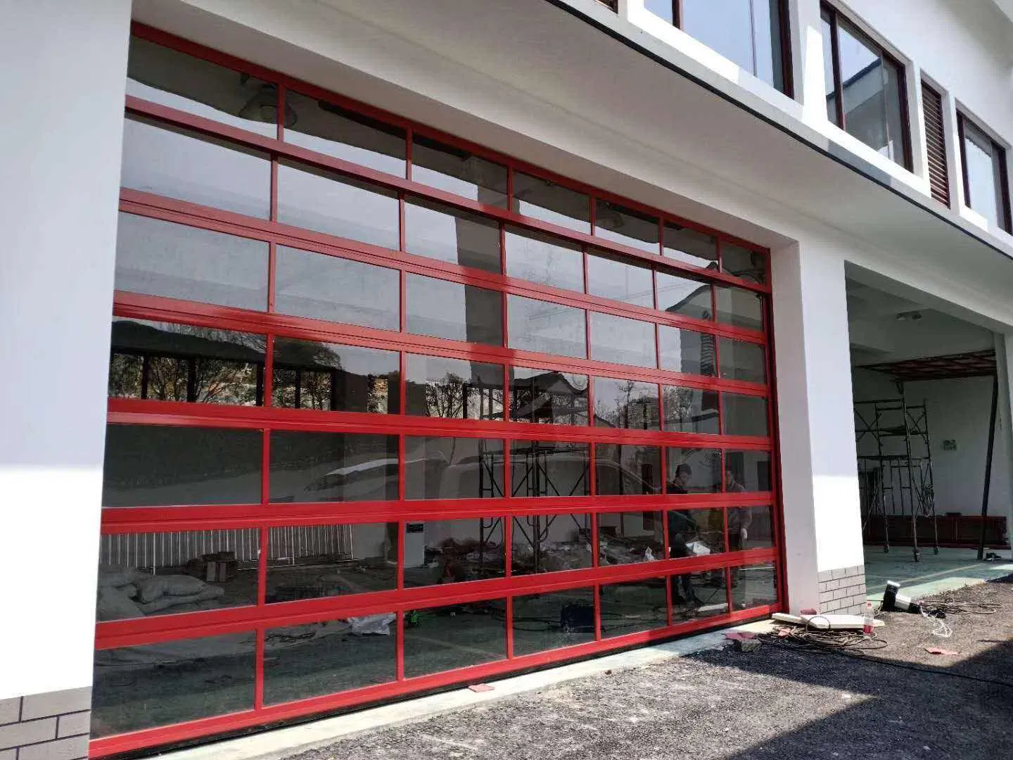 Wholesale Customized Automatic Overhead House Sectional Vertical Industrial Lift Garage Door