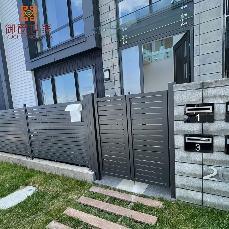 China Modern Aluminum Solution Gate Driveway Double Wrought Aluminum Swing Iron Door