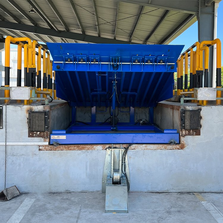 High Strength Industrial Container Hydraulic Unit Dock Leveler with 40mm Telescopic Lip for Truck