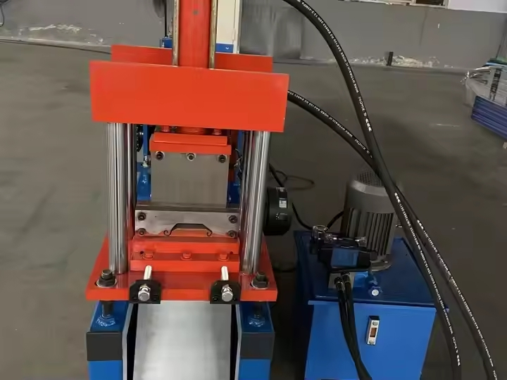 China Automatic S Type Roll up Metal Shutter Steel Fire Rated Door Frame Rolling Making Forming Making Machine