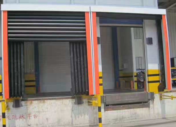 Industrial Warehouse Cold Room Retractable Cold Storage Polyster Industry Logistic Truck Container Loading Bay Inflatable Door Shelter Dock Seal