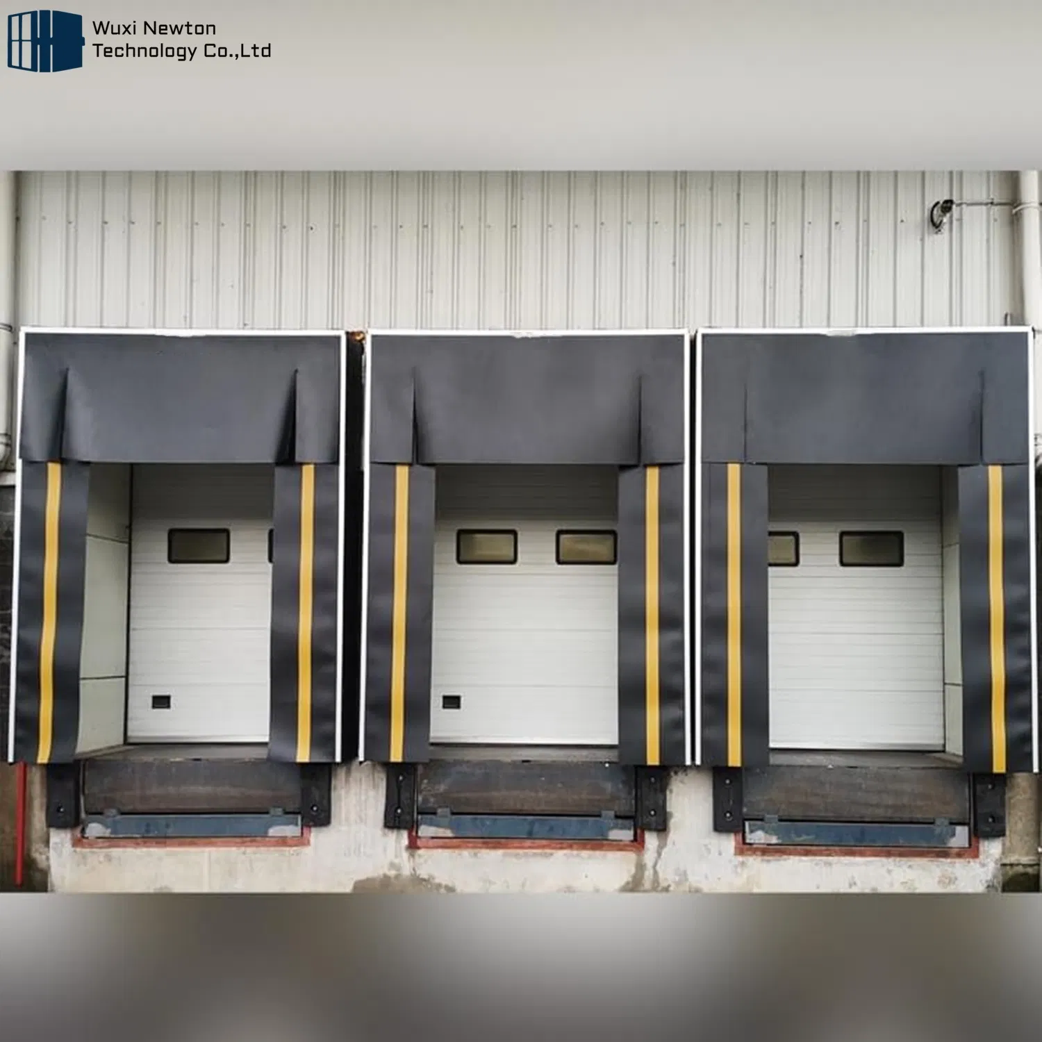 Superior Materials Waterproof Dust Proof Inflatable Dock Seal for Factory Loading Bays