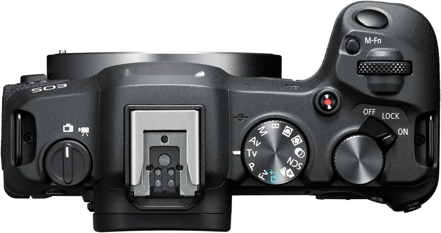R8 Mirrorless Camera Detail 2