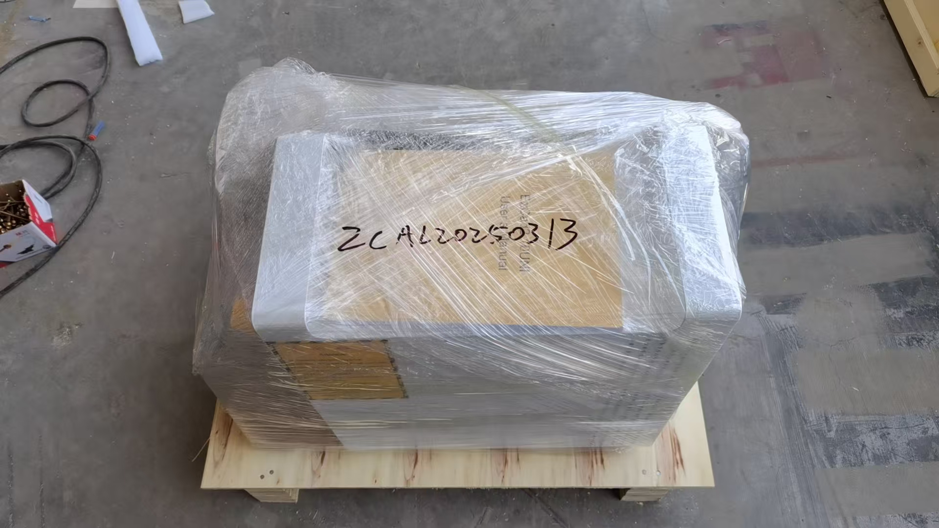 Packaging View 1