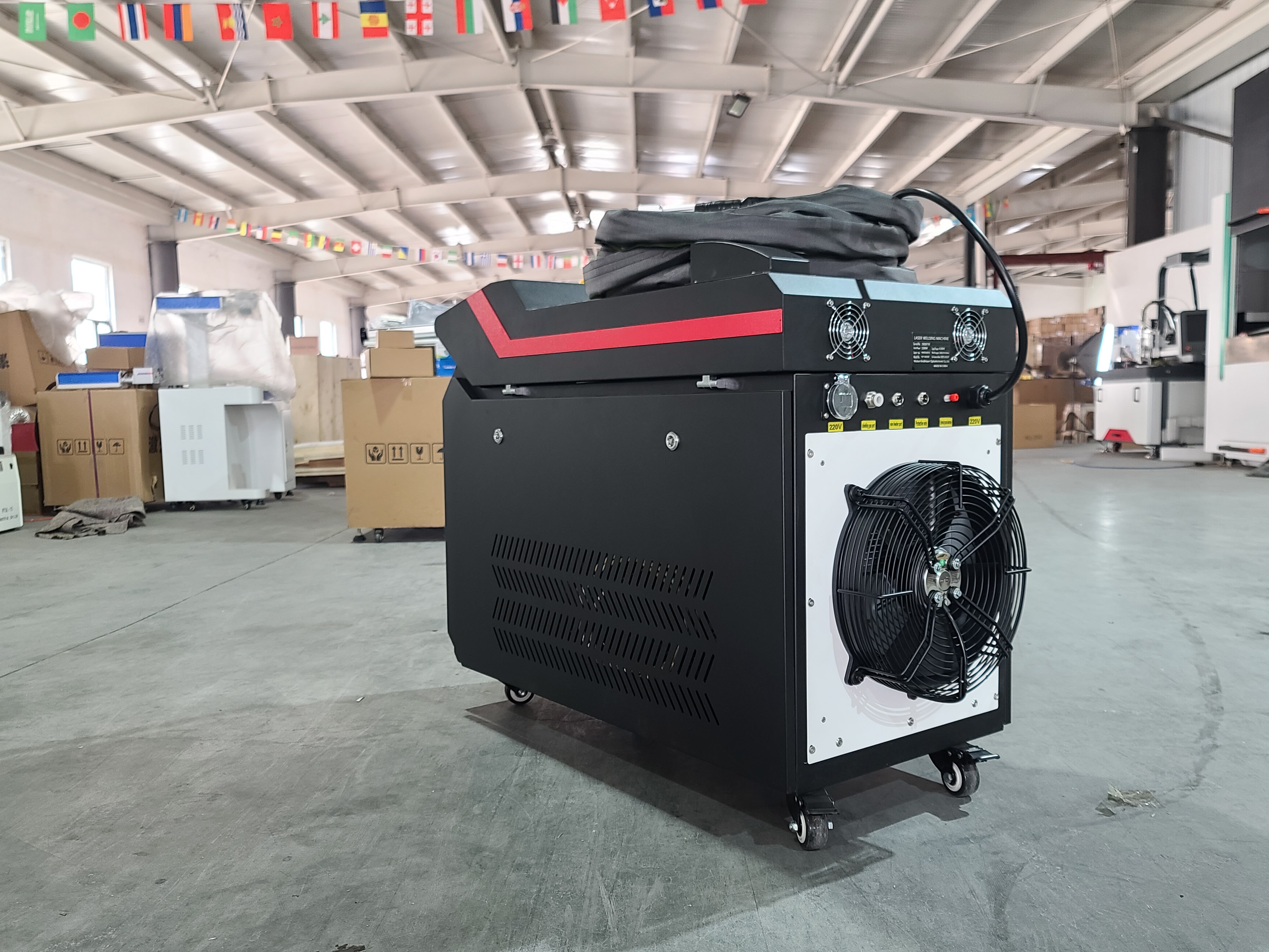 KindleLaser Industrial Fiber Laser Welding Machine With Handheld Gun For Metal Processing, Continuous Welding, OEM Service