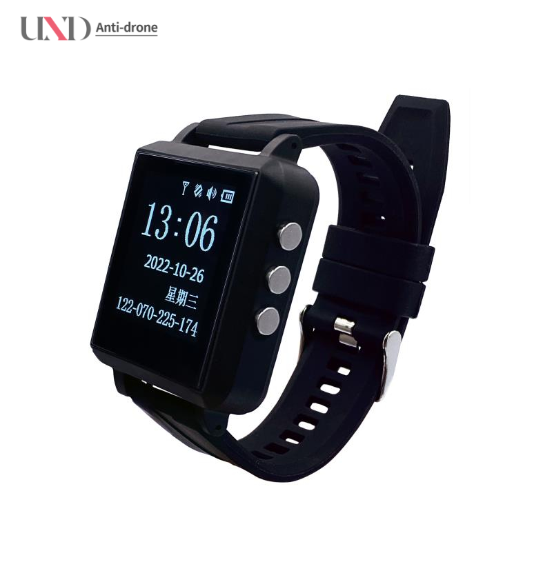 2km Handheld Detector Radio Frequency Scanner 70MHz-6.2GHz Portable Wrist Watch Alert Coordination Device Anti Drone Detection