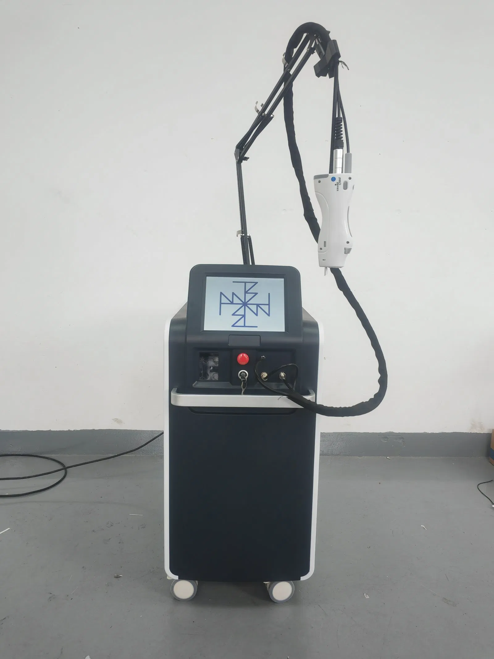 Professional Long Pulse ND YAG 755nm 1064nm Alexandrite Hair Removal Medical Laser Price