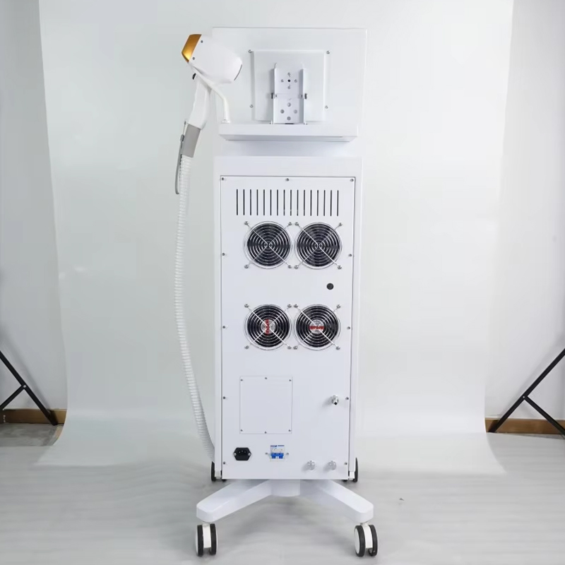 Professional 808nm Diode Laser Hair Removal Machine New Tec Cooling Technology 2 Years Warranty Remote Control System
