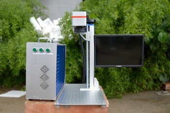 Fast Speed 20W 30W 50W 70W 100W 200 *200mm Laser Marking Fiber Laser Marking Machine with Rotary
