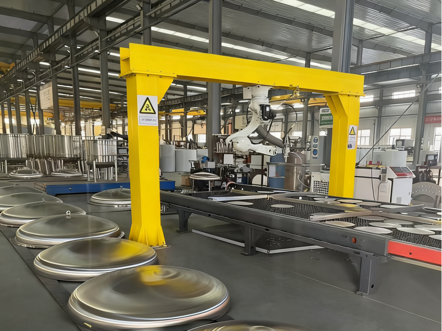 3D Robot Fiber Laser Cutting Machine For Metal Cypcut Control AI For Sphere Sheet Pipe Cutting Laser Cutter Laser Machinery