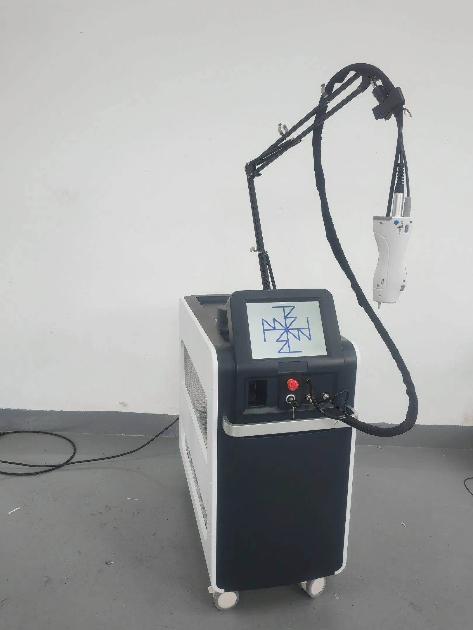 Professional Long Pulse ND YAG 755nm 1064nm Alexandrite Hair Removal Medical Laser Price
