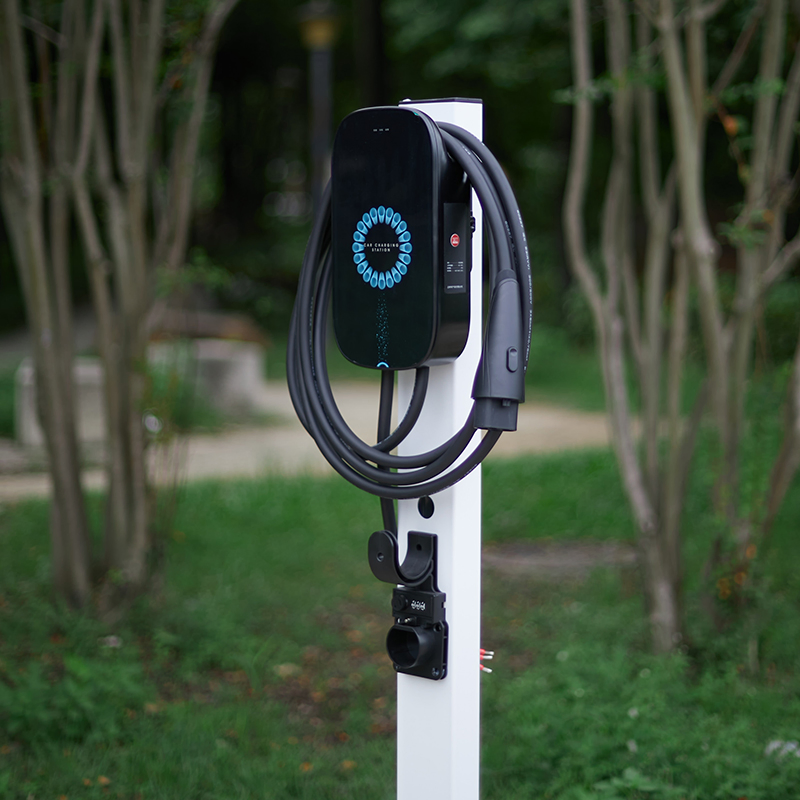 Is This EV Charger AC with 11kw Output Suitable for Commercial EV Fleets?