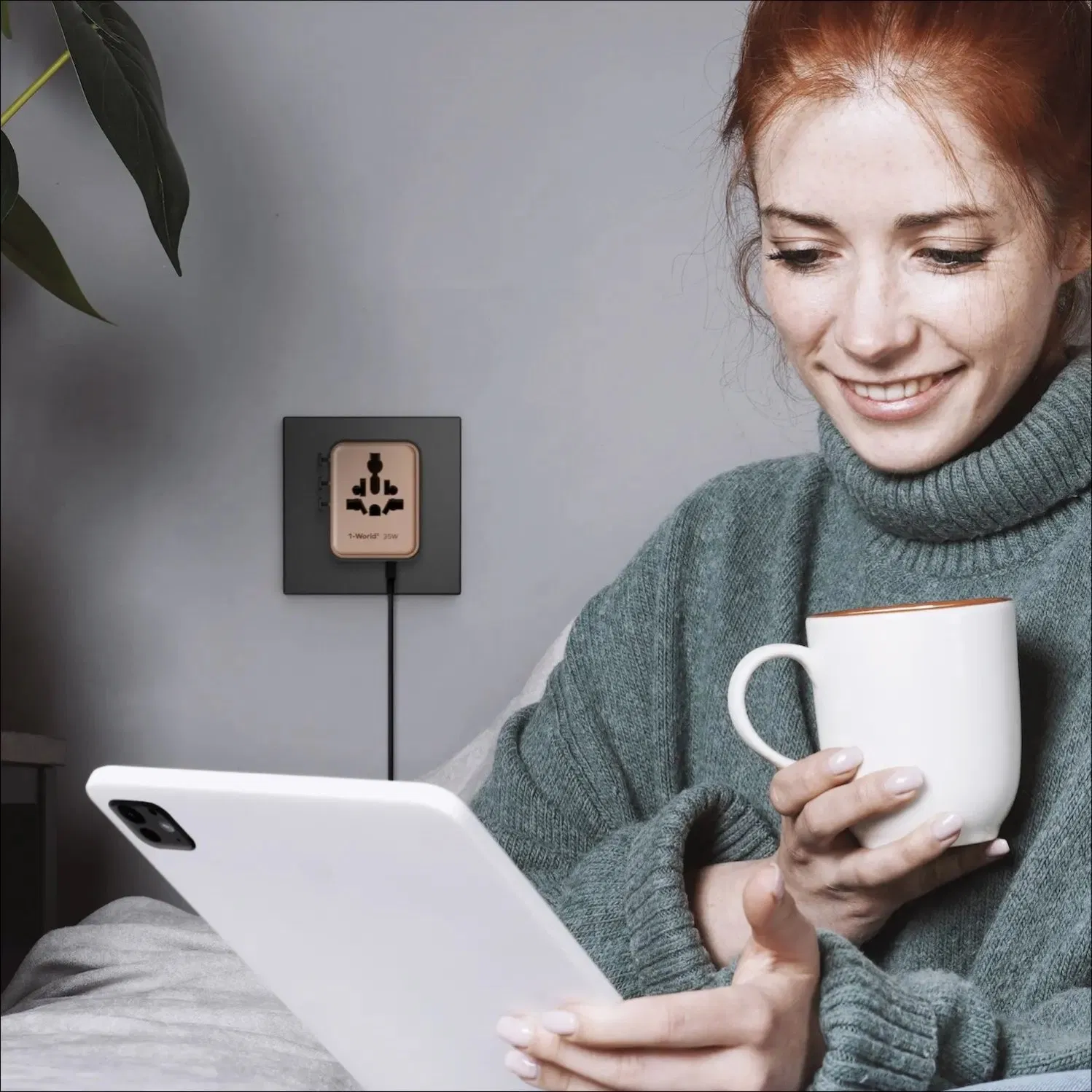 Momax Ua27 35W GaN Global Travel Adapter, Dual AC Multi-Port Charger - Black