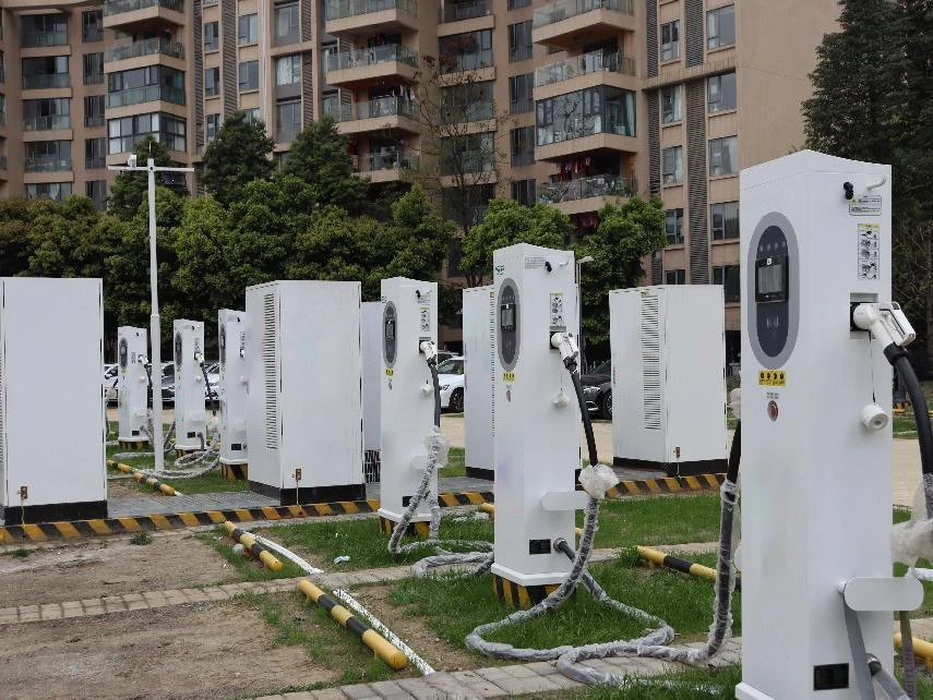 7kw Floor Standing EV Charger with LCD Screen and Multi Plug Options