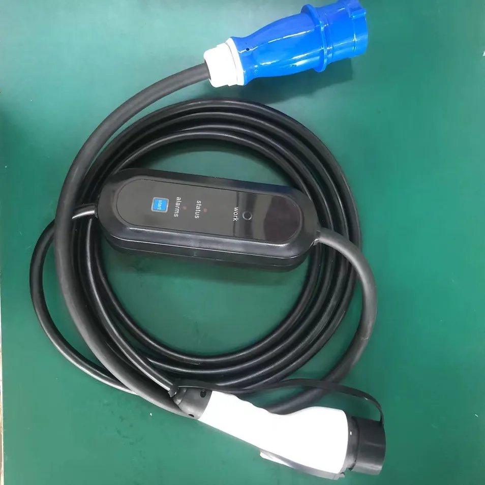 Charger Packaging Detail