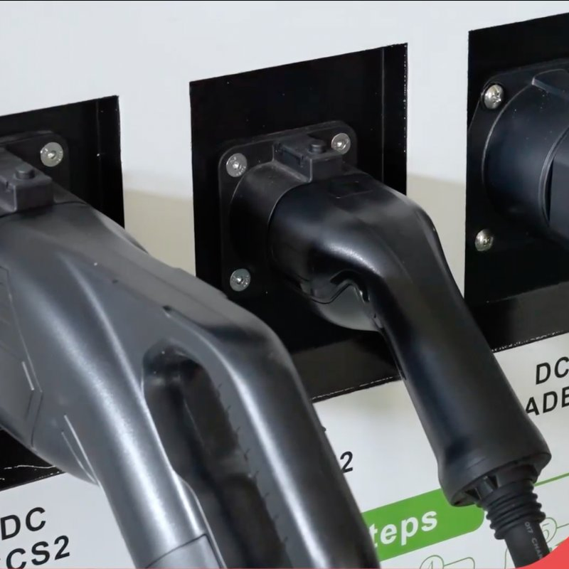 Byd 240kw Triple Standard DC EV Fast Charger CCS2 GB/T AC Type 2 for Commercial Fleets