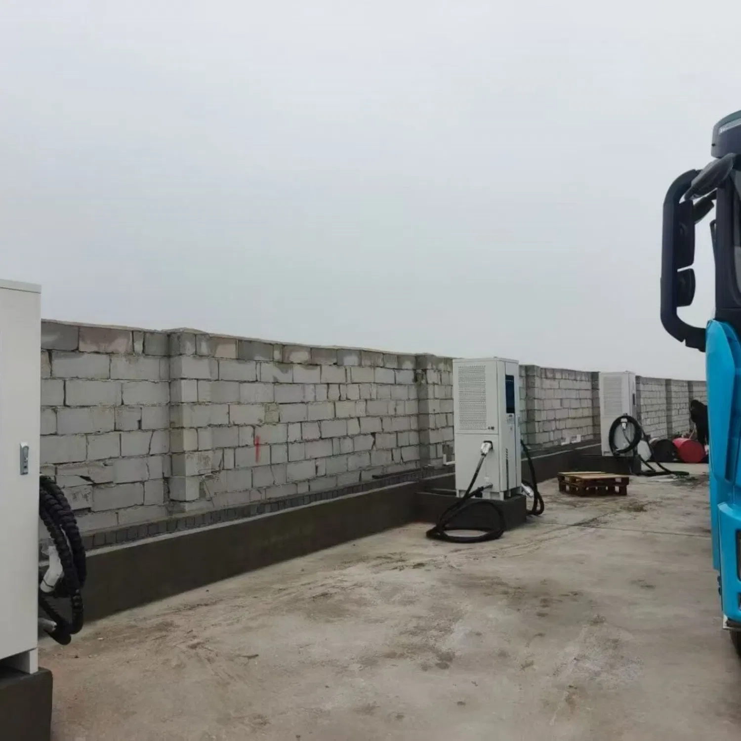 Three Phase AC Charger Commercial Building Charging Station