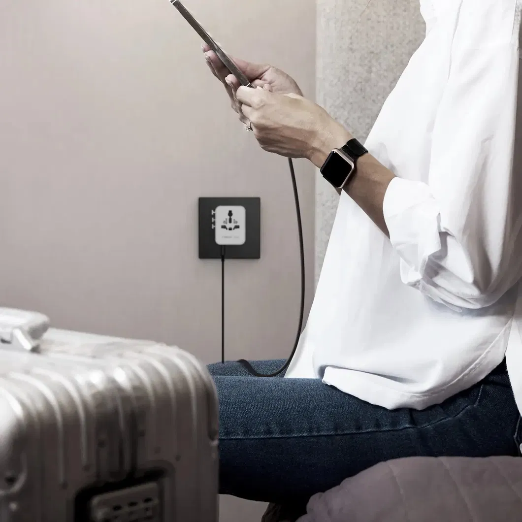 Travel Adapter Feature 6