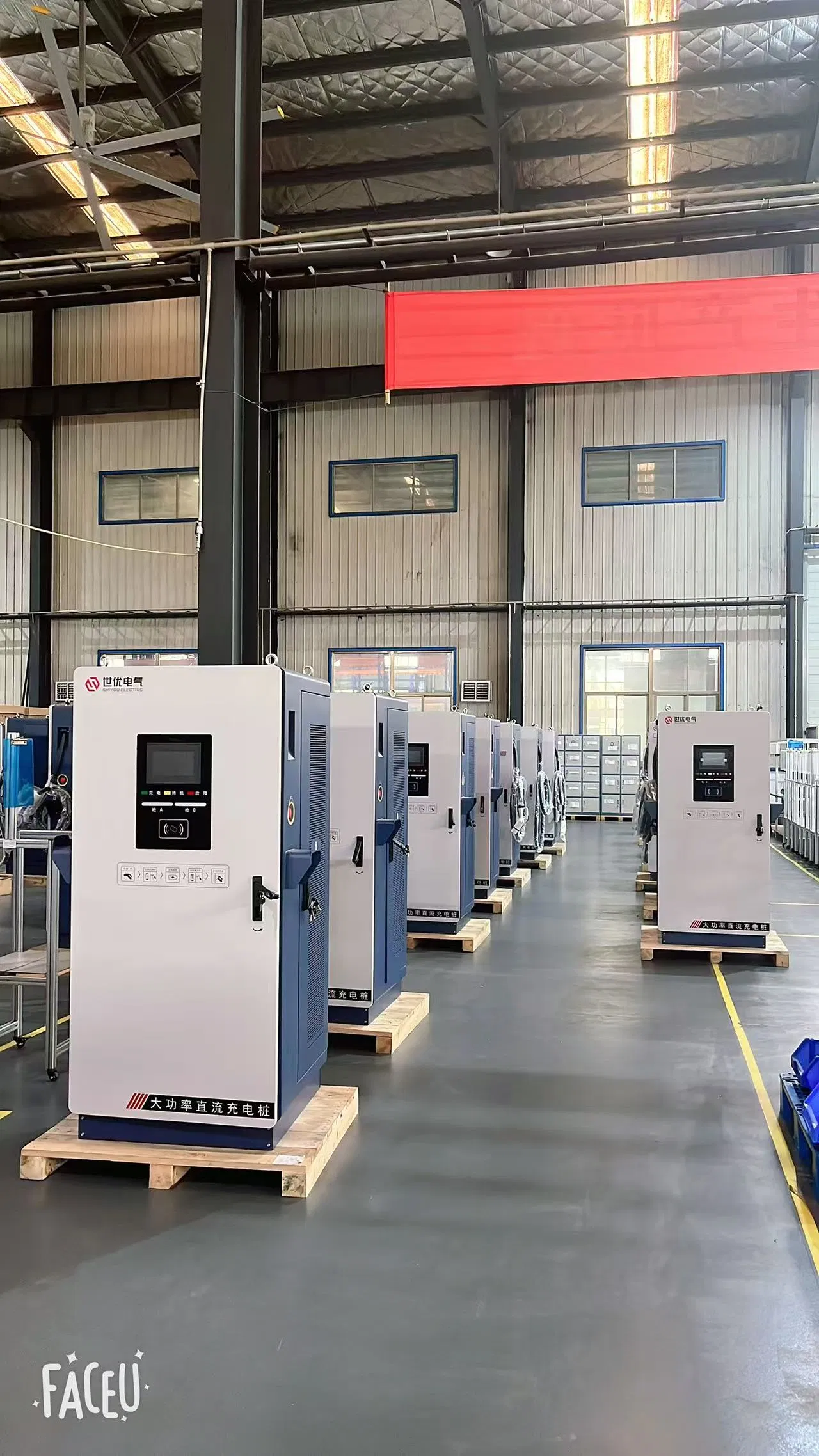 Commercial Charging Station AC EV Charger Electric Vehicle Car Charger 320kw DC Charging Station