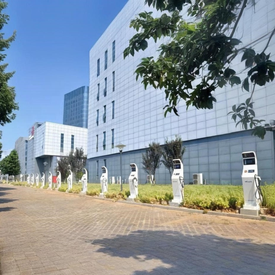 Patented Dual-Port Floor AC Charger for Fast EV Charging Applications