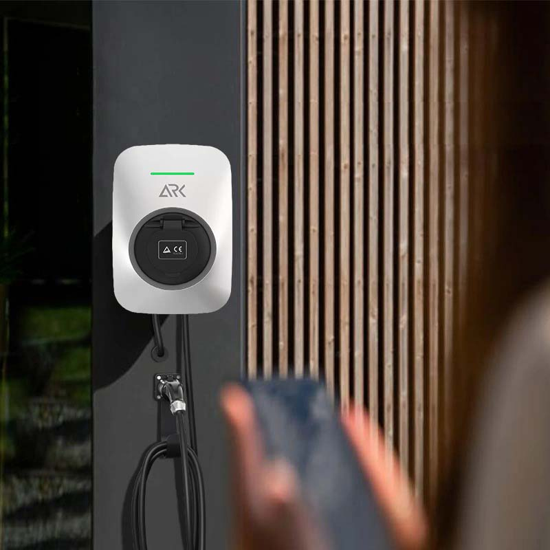 EV Manufacturer 7kw Ik10 AC Portable EV Charger for Electric Vehicle Charging