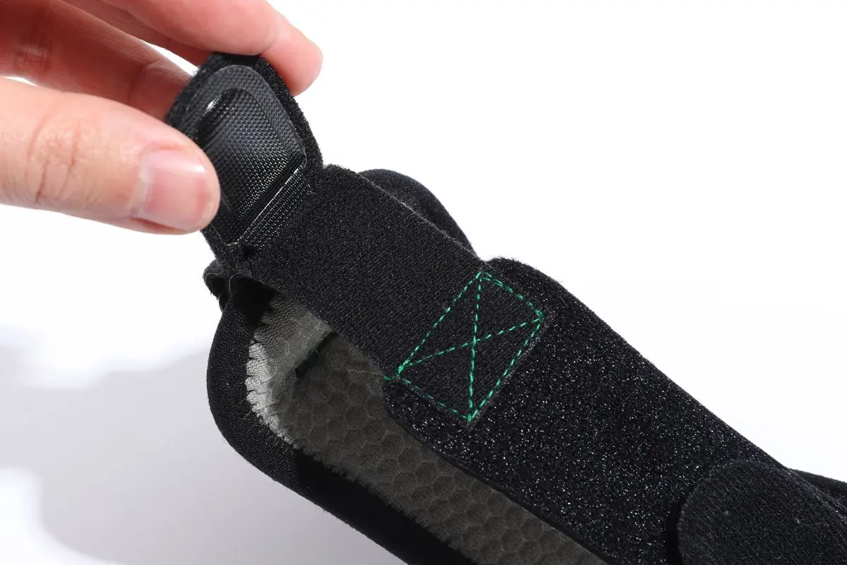 Wholesale Adjustable Size Anti-Slip Patella Strap for Running Cycling Climbing Suppliers, Factories