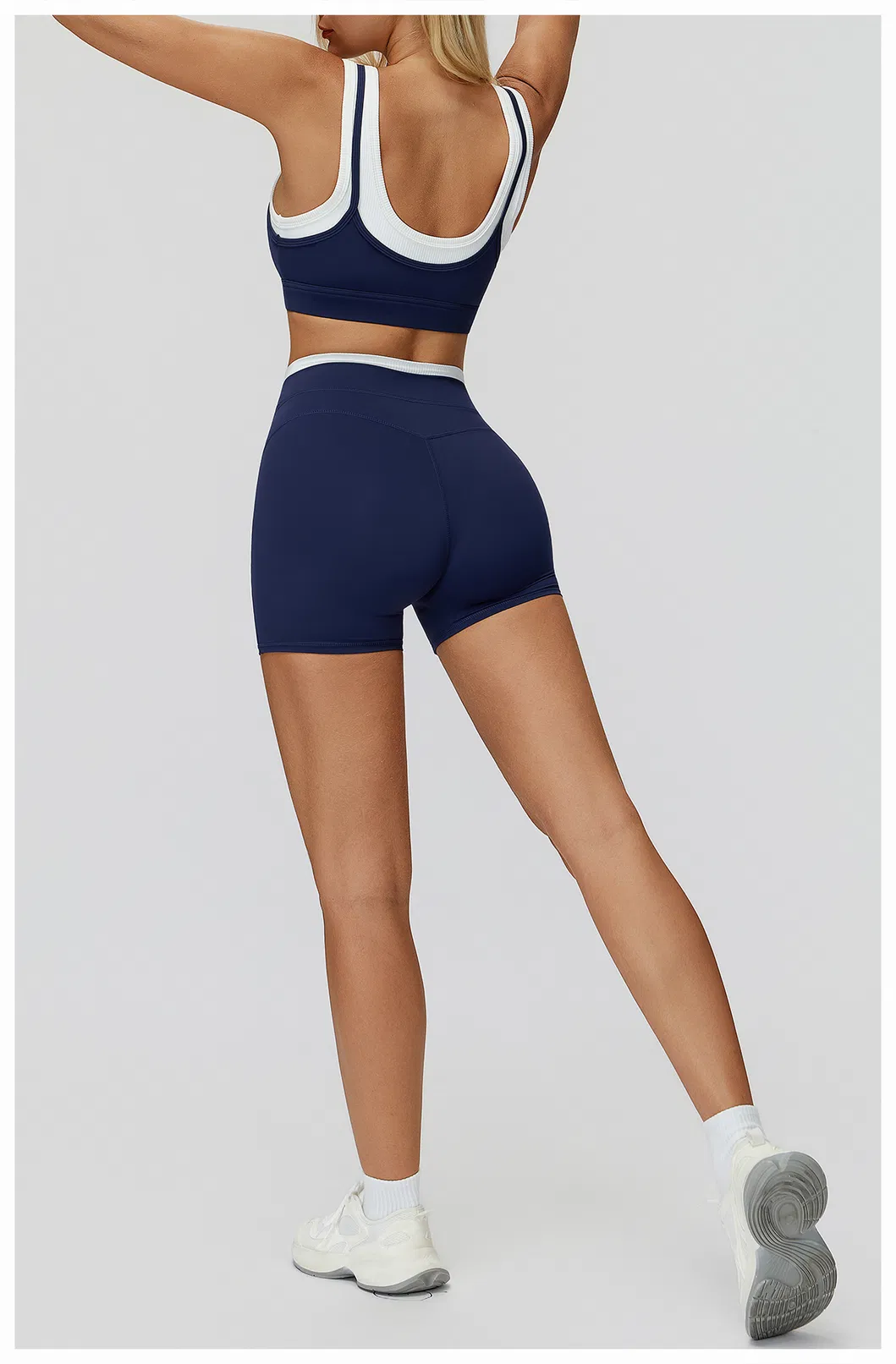 Workout Bra & Yoga Shorts 15