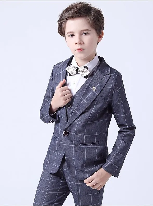 Children Suit Performance 2