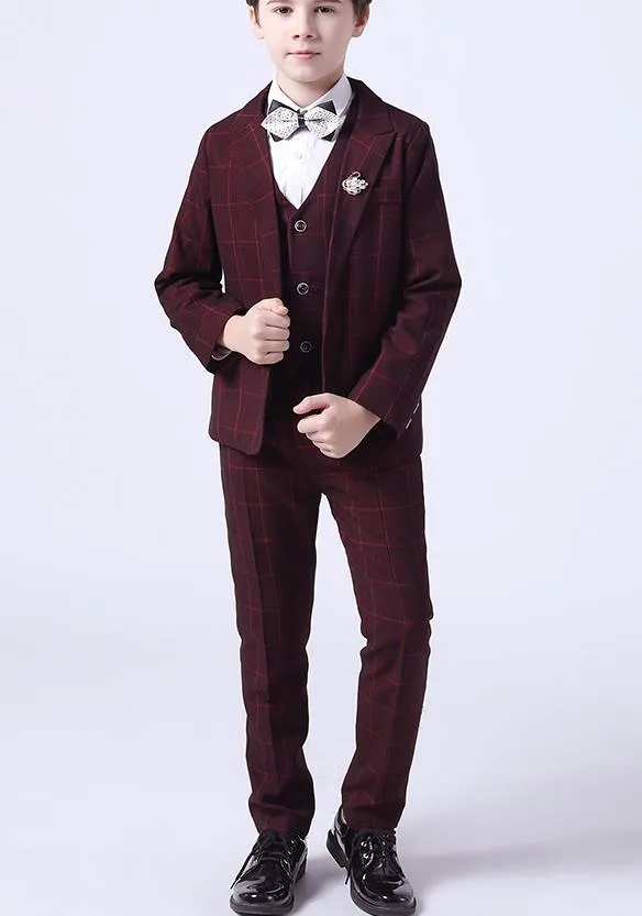Children Suit Performance 3