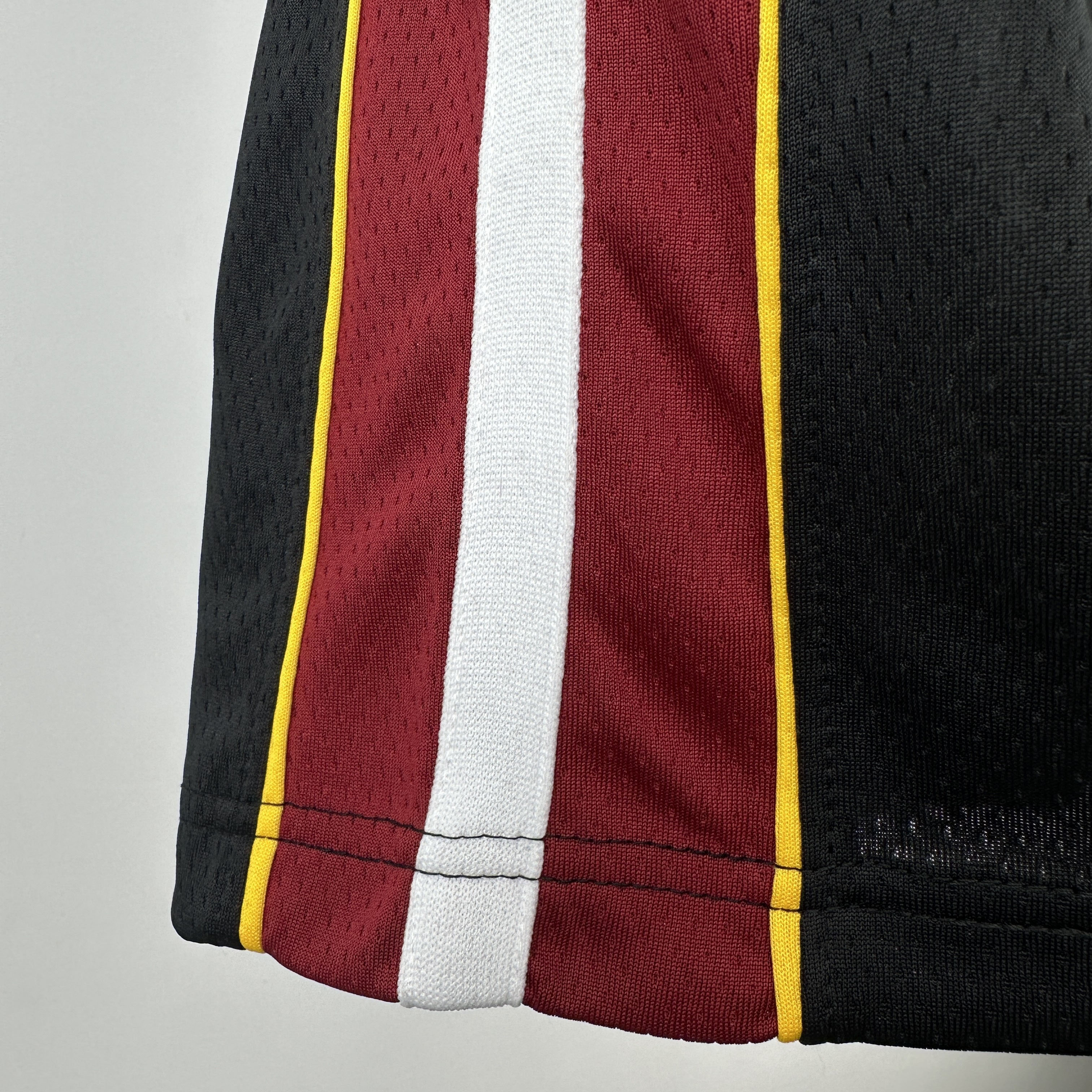 Basketball Team Uniforms Personalized Making High End Custom Sports Jersey Sets Embroidery Tackle Twill Logo Basketball Wear Men