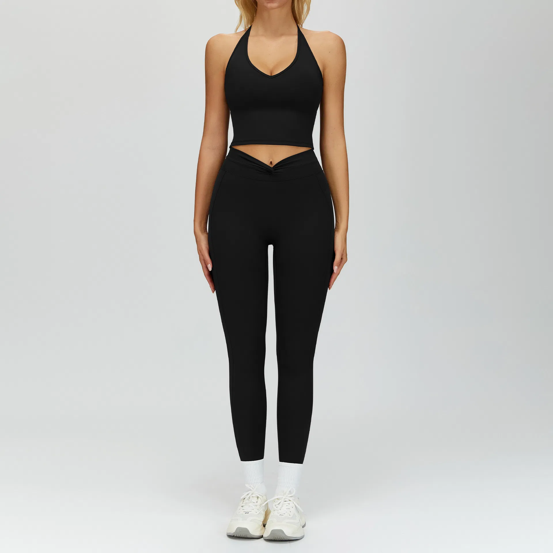 Black Eco-Friendly Seamless Yoga Shorts Set-Elastic Waist Tight-Fitting Activewear for Outdoor Running Fitness Yoga