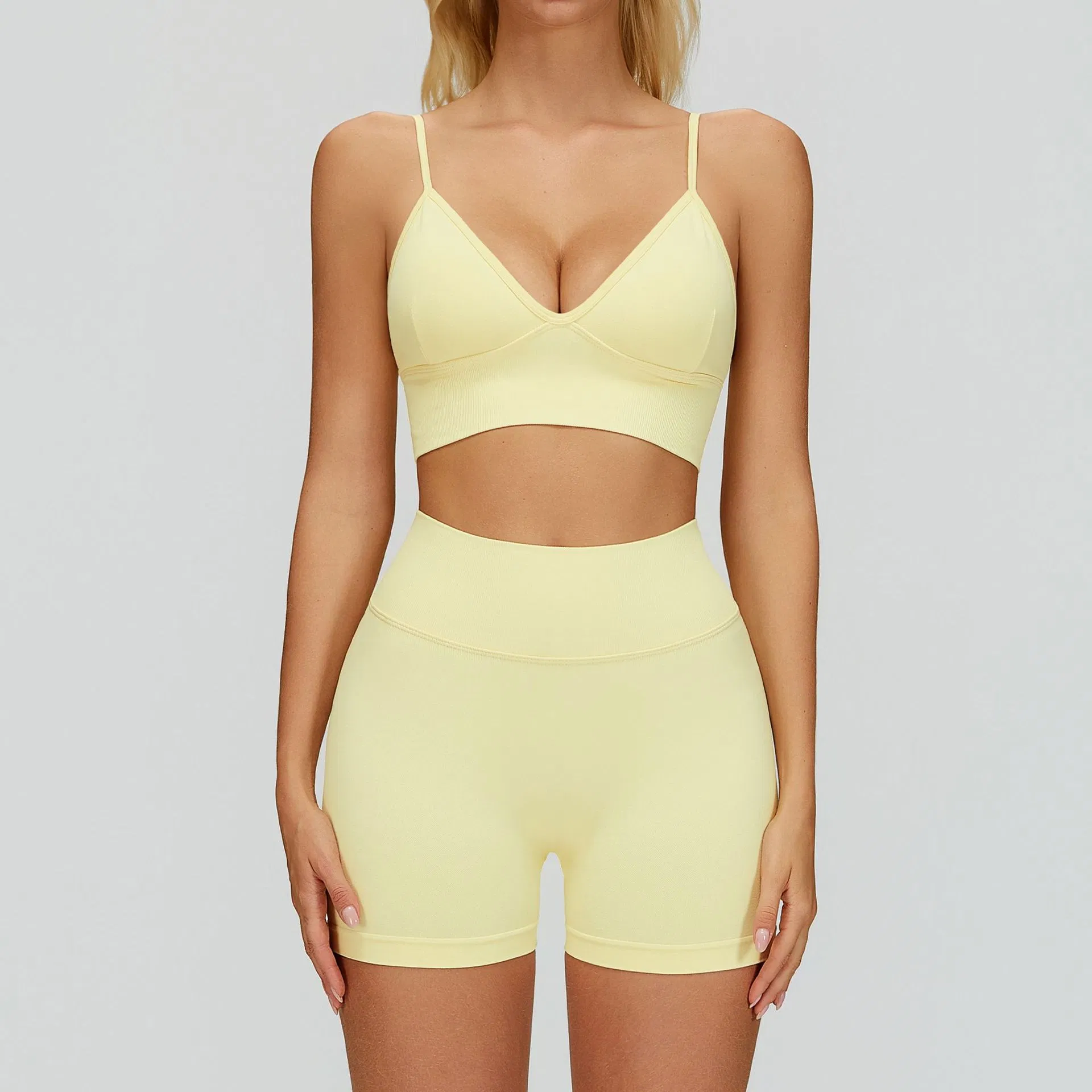 Women's Seamless Yoga and Fitness Set, Waist-Shaping Tight Sportswear, Quick-Dry Running Activewear for Outdoor Exercise