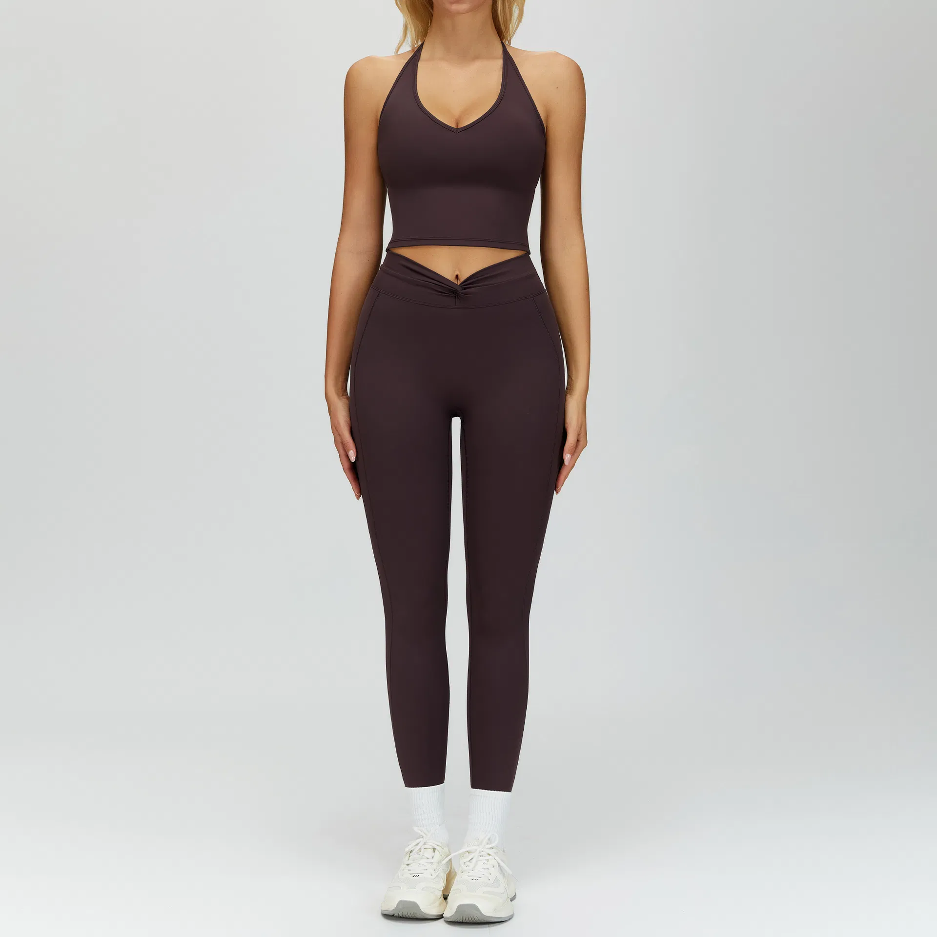Black Eco-Friendly Seamless Yoga Shorts Set-Elastic Waist Tight-Fitting Activewear for Outdoor Running Fitness Yoga