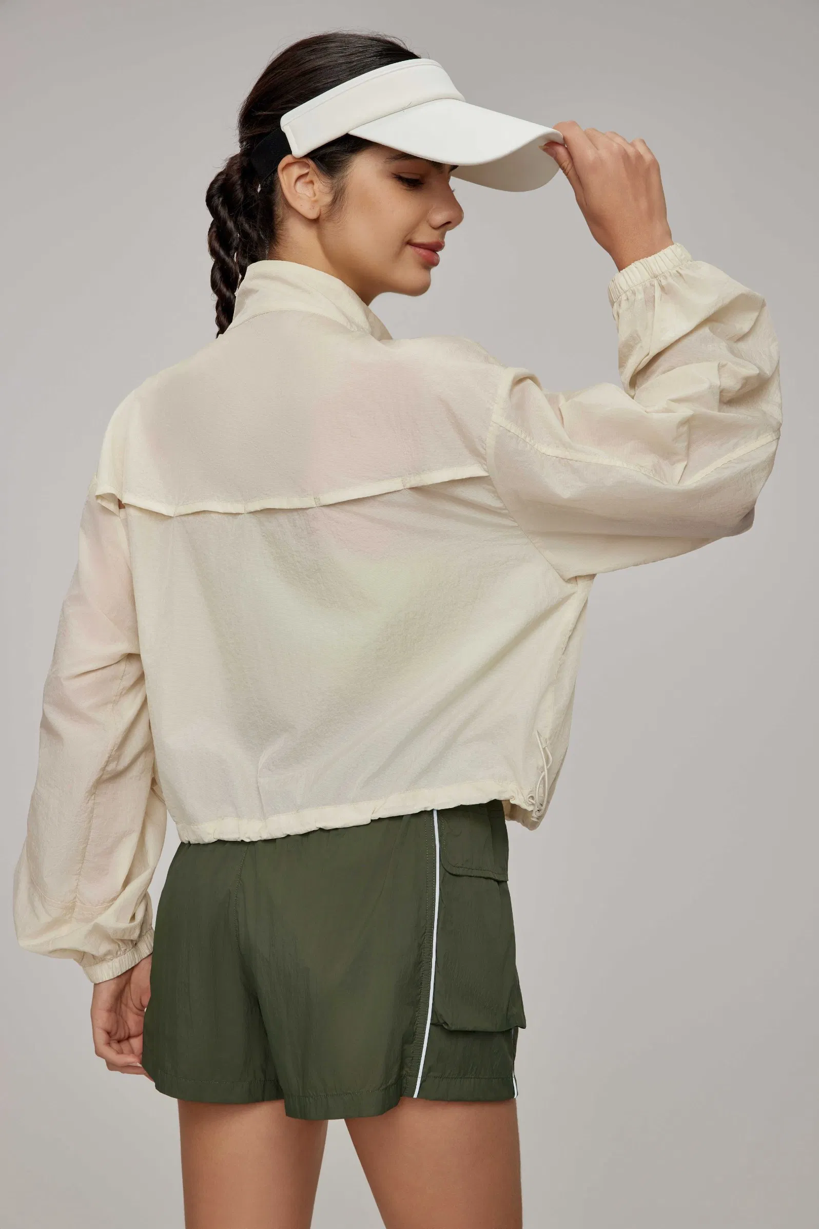 Women's Lightweight Breathable Outdoor Jacket Loose Fit Zip-up Sportswear