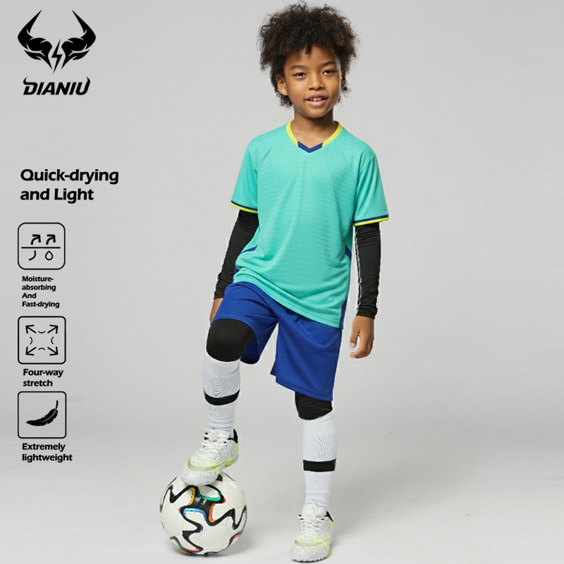 One-Piece Custom Soccer Uniforms Short Sleeve Quick Dry Small Order Fast Shipping Sublimated Football Training Kit Team Set