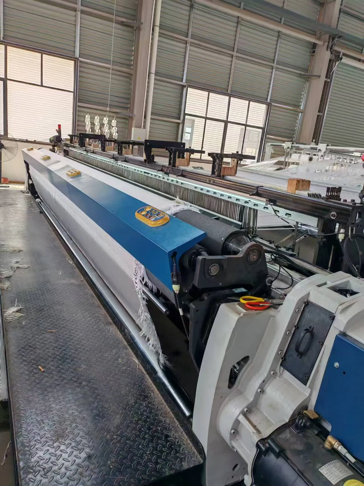 Zbmax88-600 نموذج نول رافعة عالي السرعة آلة نسج نول آلة نسيج 190cm 380cm 600cm للجينز، القماش، ألياف الزجاج مؤتمتة كمبيوترية