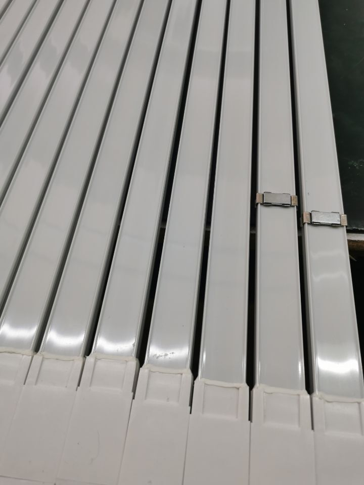 Spotless LED Cabinet Light Bar