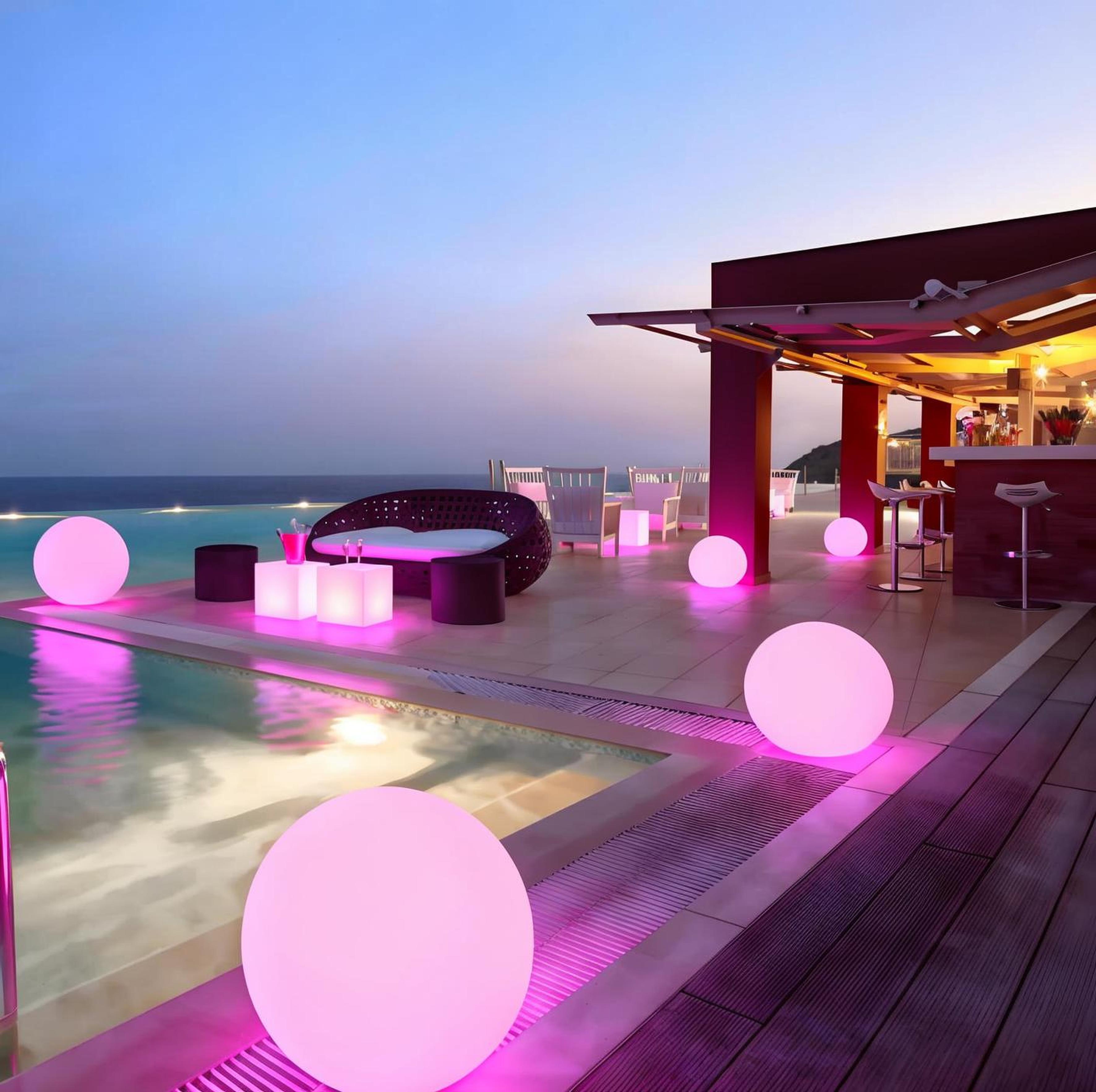 Waterproof IP65 Rechargeable Led Color Changing Solar Ball LED Decorative Light For Outdoor Garden Beach
