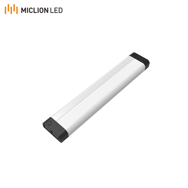 China Supplier USB Rechargeable Closet Wall PIR Small Indoor LED Night Motion Sensor Light