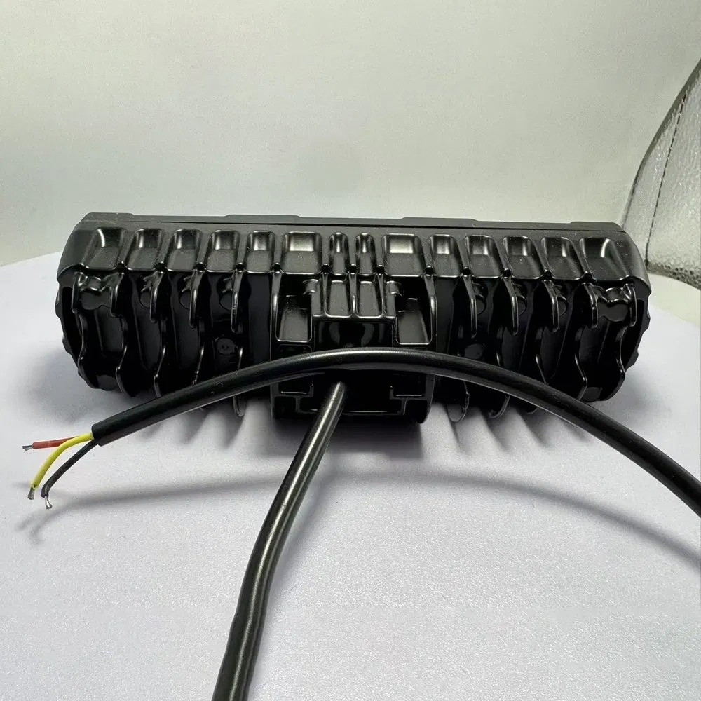 Versatile Woye6804 LED Safety Light Bar for Trucks