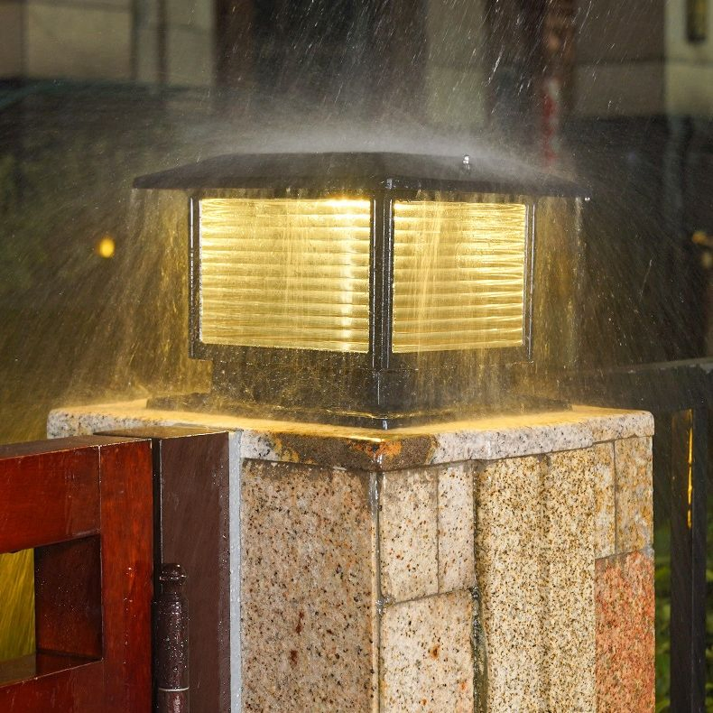 Modern Outdoor Post Light Waterproof Square Garden Post LED Solar Pillar Light Outdoors Gate Fence