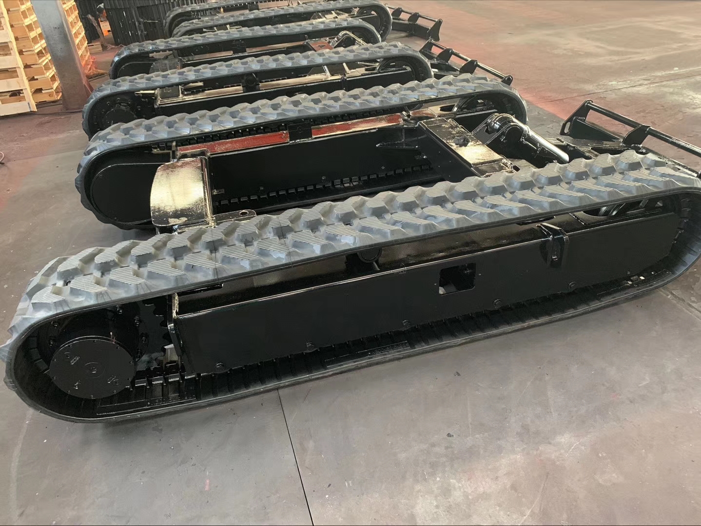 OEM Ruber tracked Undercarriages Supplier, Factories