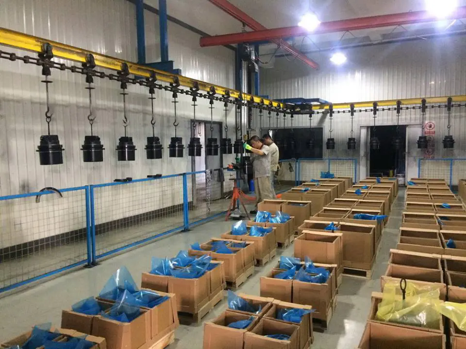 Painting Workshop of Hydraulic Final Drive Motors - anti-rust coating