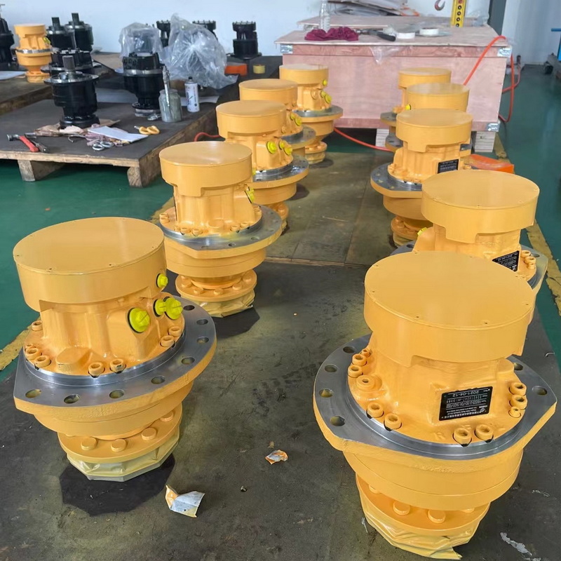 Final Drive Motor Image 1