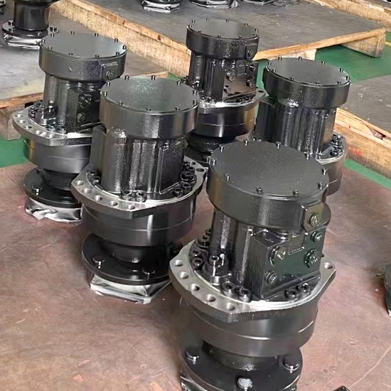 Final Drive Motor Image 2