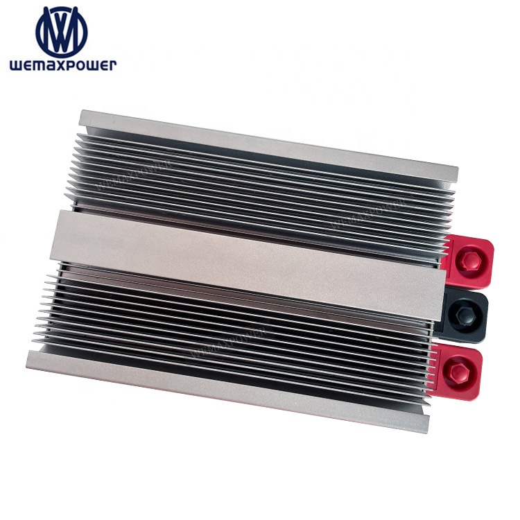 High Efficiency Input 12vdc Batteries Output 14.6vdc 100a Chargers 12v to 14.6V 100amp Dc Dc Battery Charger for RVs Campervan