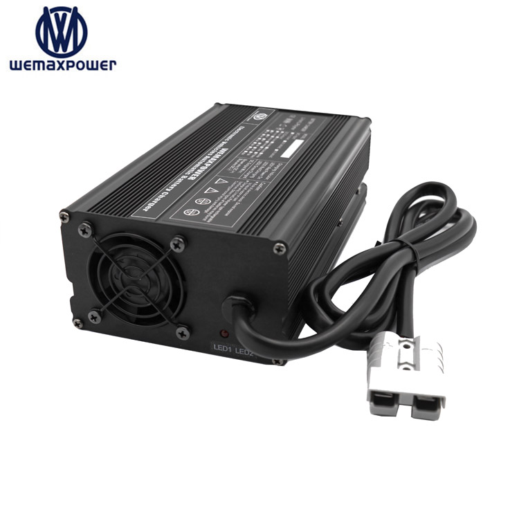 Hot Selling Lithium Lifepo4 12V 30A Automatic Electric Vehicles Car Battery Charger for Forklift/Scooter /E Bike