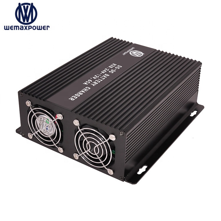 Charge Lead Acid LiFePO4 Lithium Vehicle RV Camper 14.6V 14.7V 12.6V 60A Smart DC DC Portable Aluminum Battery Charger