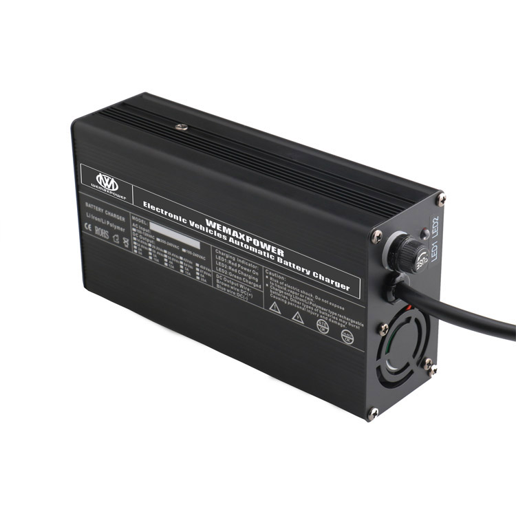 Wemaxpower Aluminum Alloy case Fully Automatic Intelligent Electric Car / E-bike LIFE-PO4 Battery Charger 12V 14.6V 15A